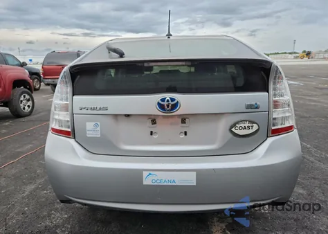 2010 Toyota Prius z USA, uszkodzony, nr VIN JTDKN3DU6A0097019
